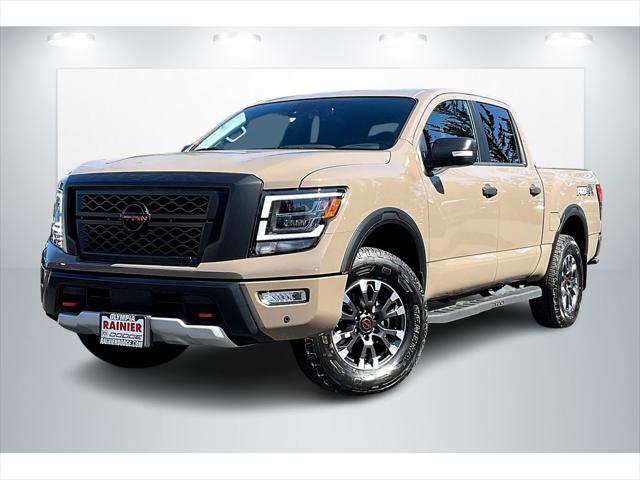 2024 Nissan TITAN Crew Cab PRO-4X 4x4