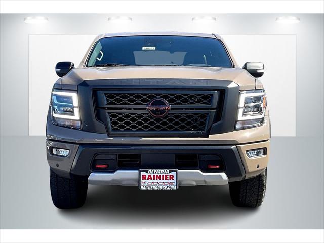 2024 Nissan TITAN Crew Cab PRO-4X 4x4