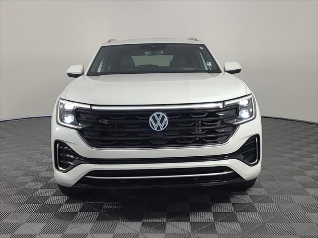 2024 Volkswagen Atlas Cross Sport 2.0T SEL R-Line