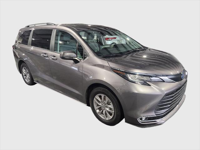 2022 Toyota Sienna XLE