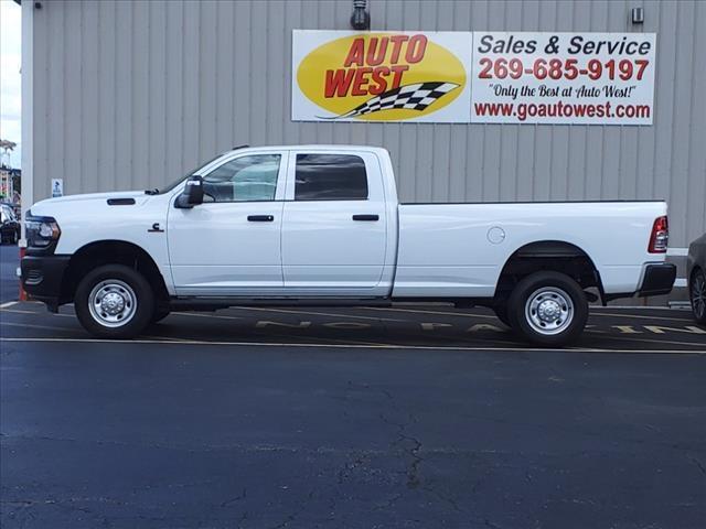 2024 Ram 2500 Tradesman Crew Cab 4x4 8' Box