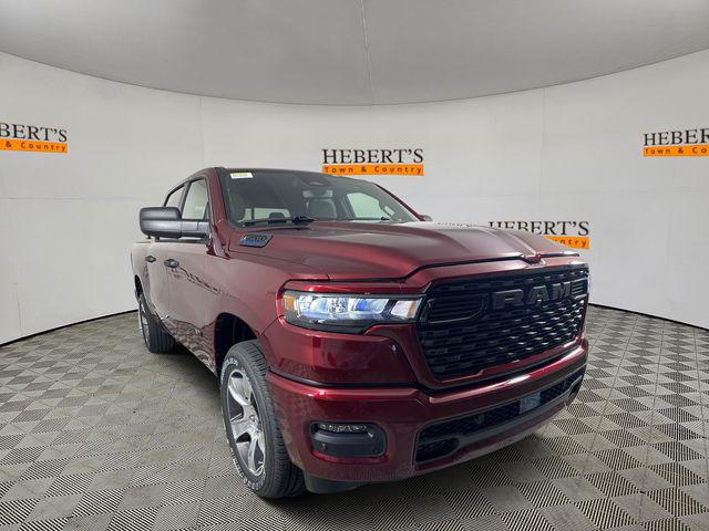 2025 RAM Ram 1500 RAM 1500 TRADESMAN CREW CAB 4X4 57 BOX