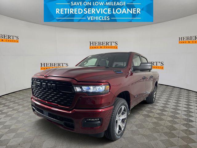 2025 RAM Ram 1500 RAM 1500 TRADESMAN CREW CAB 4X4 57 BOX