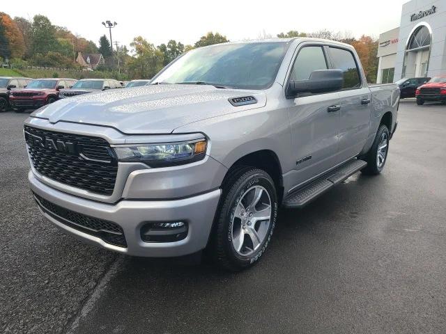 2025 RAM Ram 1500 RAM 1500 TRADESMAN CREW CAB 4X4 57 BOX