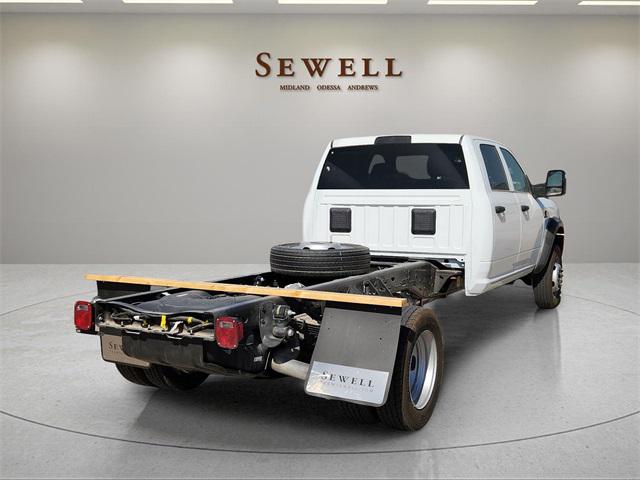 2024 RAM Ram 5500 Chassis Cab RAM 5500 TRADESMAN CHASSIS CREW CAB 4X4 84 CA