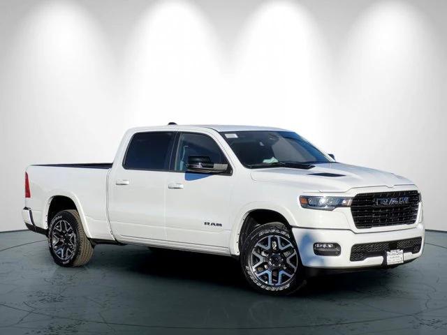 2025 RAM Ram 1500 RAM 1500 LARAMIE CREW CAB 4X4 64 BOX