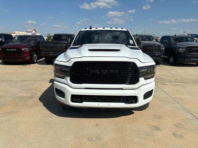 2024 RAM Ram 3500 RAM 3500 LIMITED MEGA CAB 4X4 64 BOX