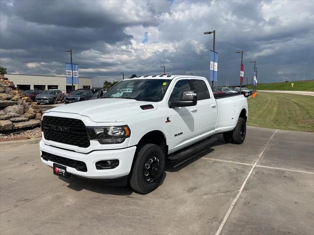 2024 RAM Ram 3500 RAM 3500 BIG HORN CREW CAB 4X4 8 BOX