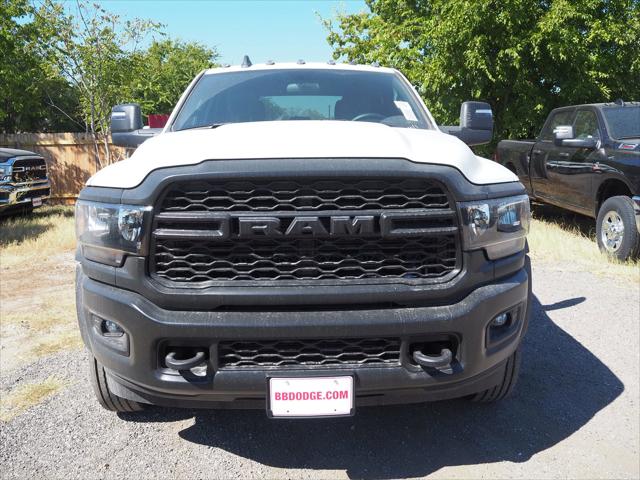 2024 RAM Ram 5500 Chassis Cab RAM 5500 TRADESMAN CHASSIS CREW CAB 4X4 84 CA