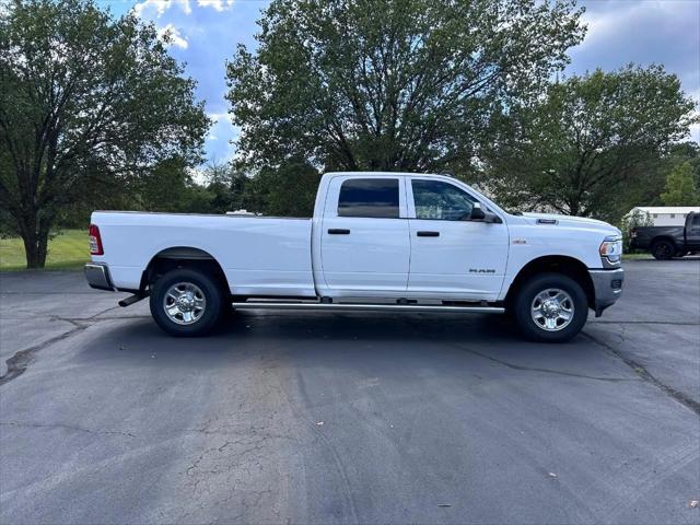 2020 RAM 3500 Tradesman Crew Cab 4x4 8 Box