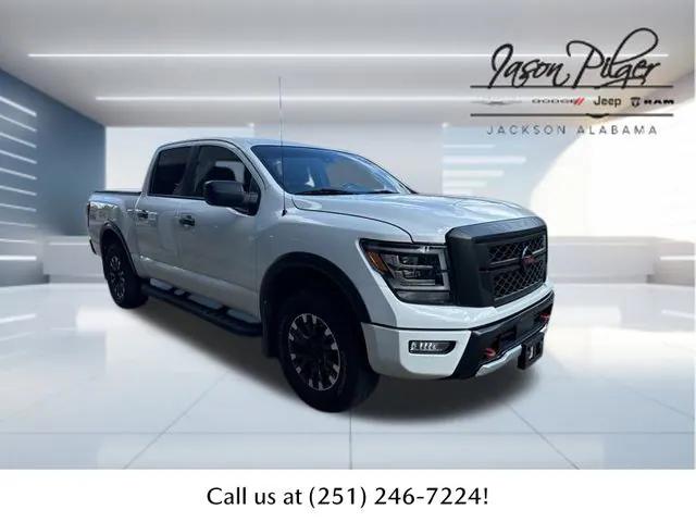 2021 Nissan TITAN Crew Cab PRO-4X 4x4