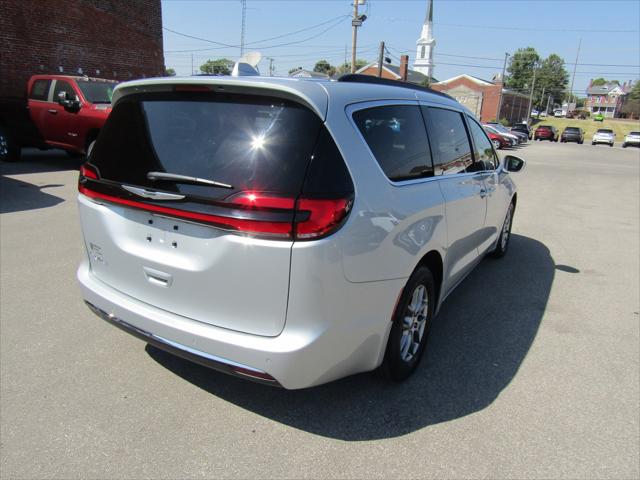 2022 Chrysler Pacifica Touring