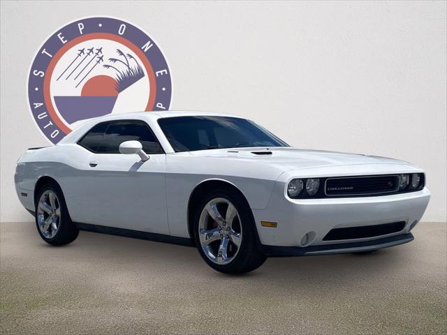 2014 Dodge Challenger R/T Plus