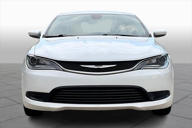 2016 Chrysler 200 Touring