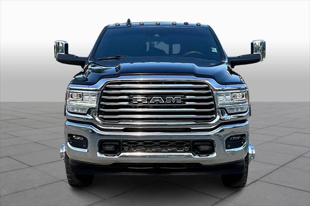 2022 RAM 3500 Limited Longhorn Crew Cab 4x4 8 Box