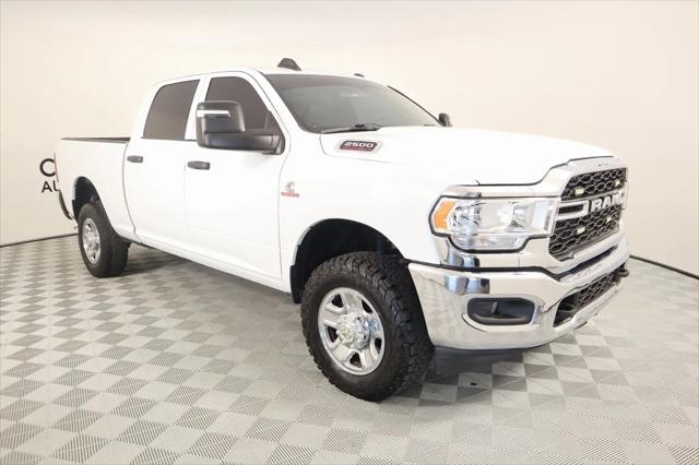 2023 RAM 2500 Tradesman Crew Cab 4x4 64 Box