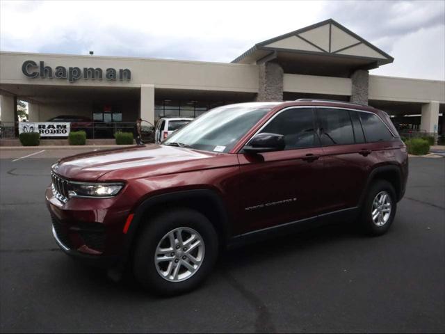 2022 Jeep Grand Cherokee Laredo 4x4