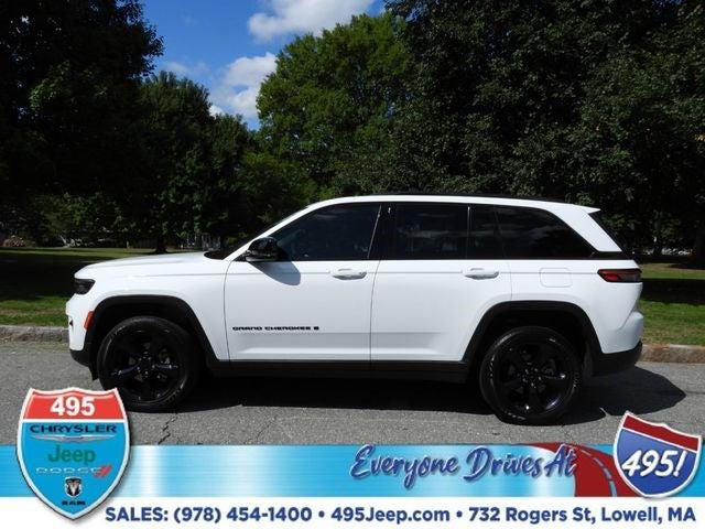 2023 Jeep Grand Cherokee Altitude 4x4