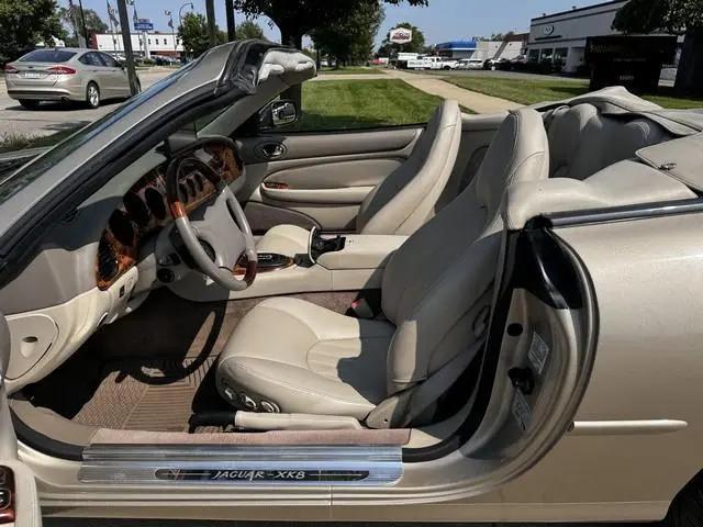 1998 Jaguar XK8 Standard
