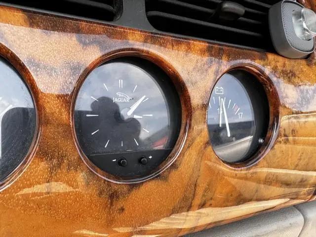 1998 Jaguar XK8 Standard