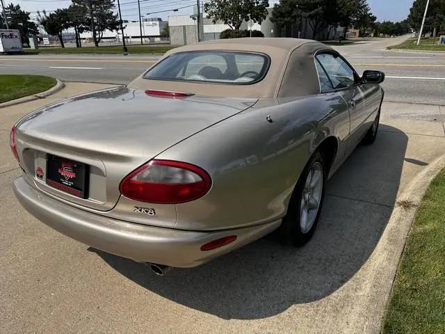 1998 Jaguar XK8 Standard