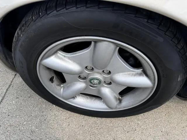 1998 Jaguar XK8 Standard