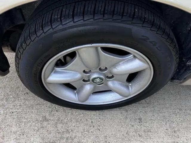 1998 Jaguar XK8 Standard