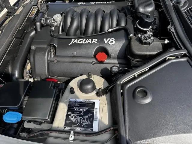 1998 Jaguar XK8 Standard