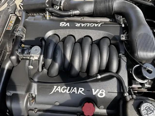 1998 Jaguar XK8 Standard