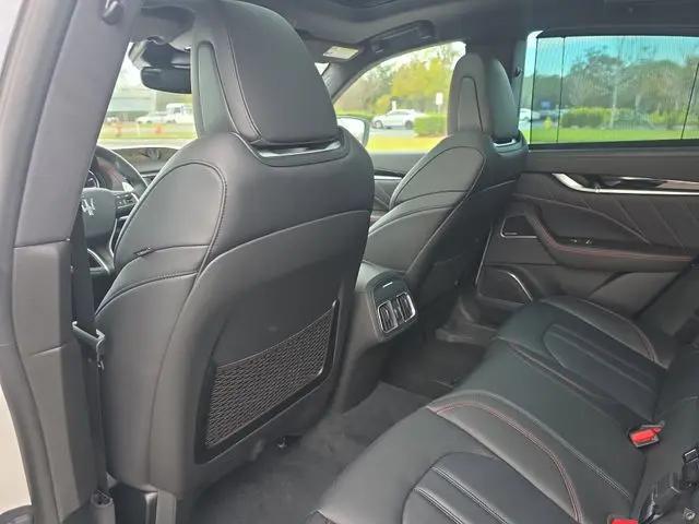 2024 Maserati Levante GT Ultima