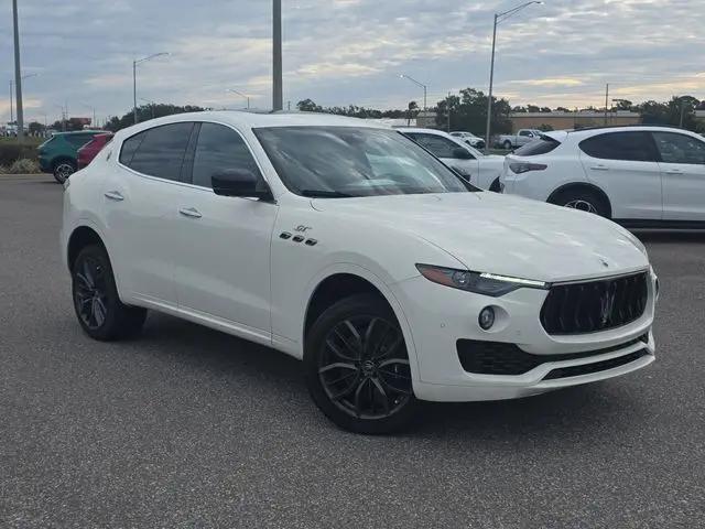 2024 Maserati Levante GT Ultima