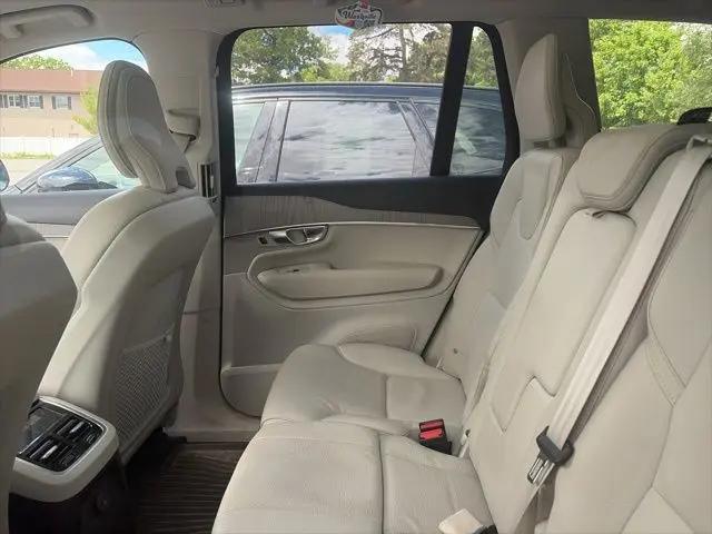 2025 Volvo XC90 Plug-In Hybrid Plus