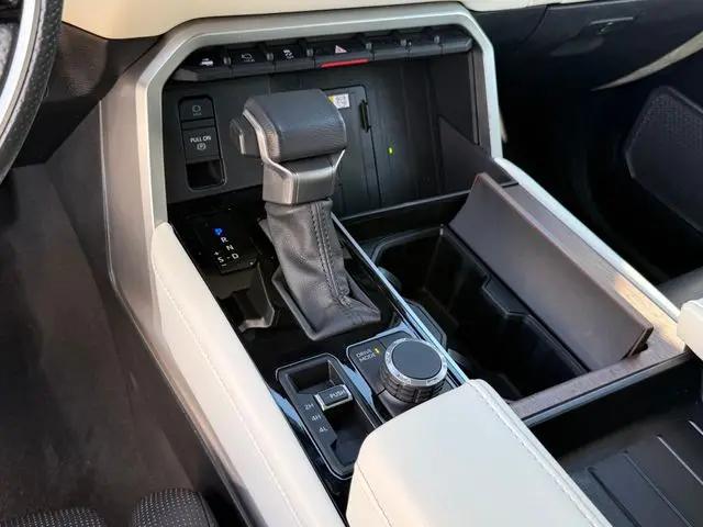 2023 Toyota Sequoia Capstone