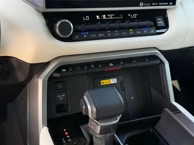 2023 Toyota Sequoia Capstone