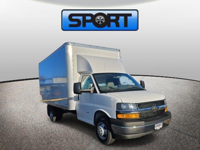 2024 Chevrolet Express Cutaway Work Van