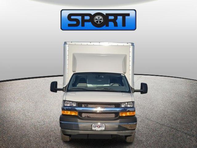 2024 Chevrolet Express Cutaway Work Van