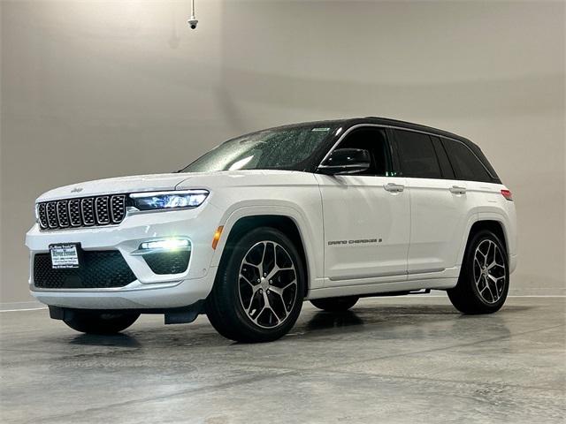 2025 Jeep Grand Cherokee GRAND CHEROKEE SUMMIT RESERVE 4X4