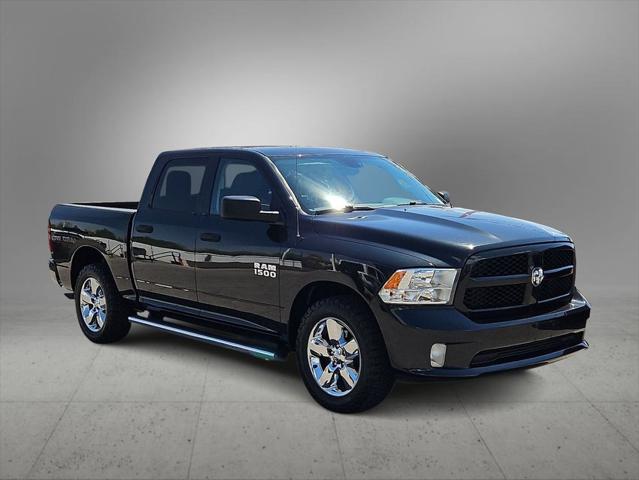 2018 RAM 1500 Express Crew Cab 4x2 57 Box