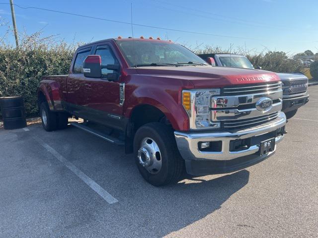 2017 Ford F-350 LARIAT