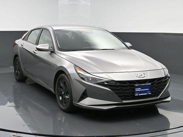 2022 Hyundai Elantra Hybrid