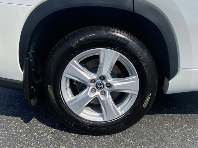 Used 2023 Toyota Highlander For Sale in Pikeville, KY