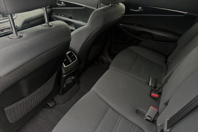 2019 Kia Sorento 3.3L LX