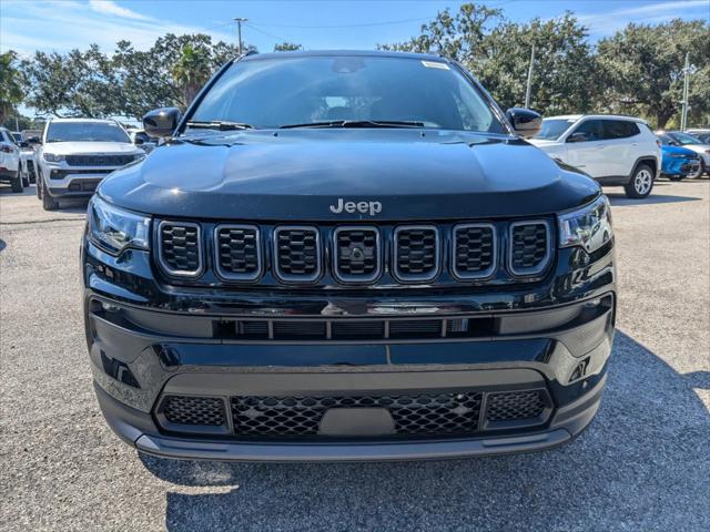2025 Jeep Compass COMPASS LATITUDE 4X4