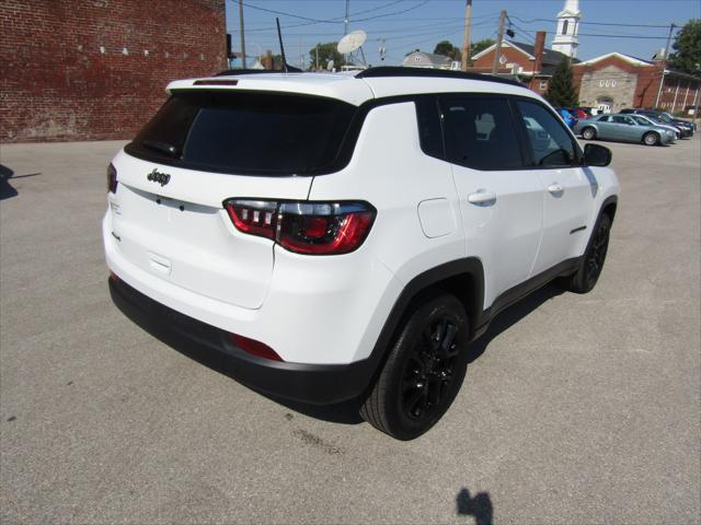 2025 Jeep Compass COMPASS LATITUDE 4X4