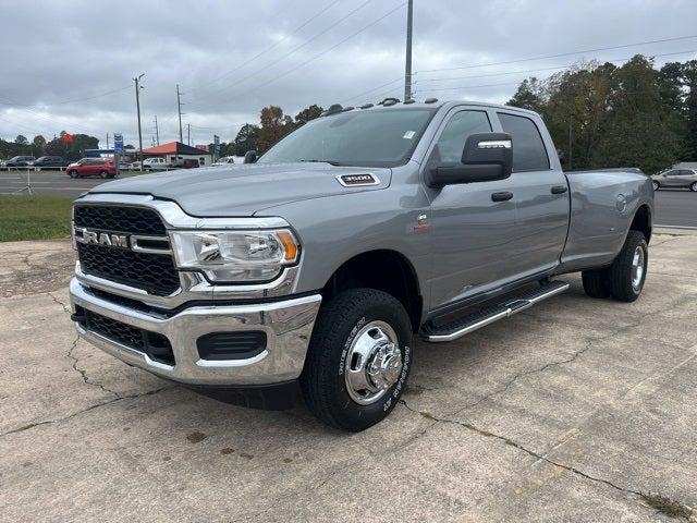 2024 RAM Ram 3500 RAM 3500 TRADESMAN CREW CAB 4X4 8 BOX