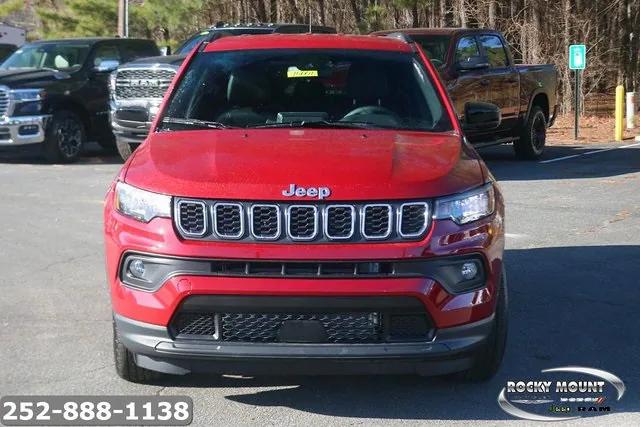 2025 Jeep Compass COMPASS LATITUDE 4X4