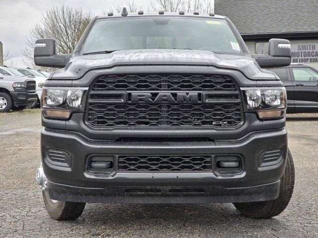 2024 RAM Ram 3500 RAM 3500 TRADESMAN CREW CAB 4X4 8 BOX