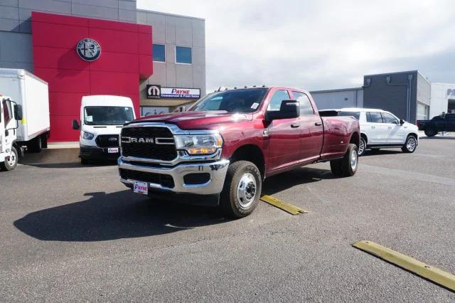 2024 RAM Ram 3500 RAM 3500 TRADESMAN CREW CAB 4X4 8 BOX