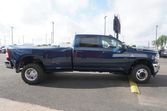 2024 RAM Ram 3500 RAM 3500 TRADESMAN CREW CAB 4X4 8 BOX