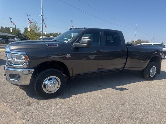 2024 RAM Ram 3500 RAM 3500 TRADESMAN CREW CAB 4X4 8 BOX